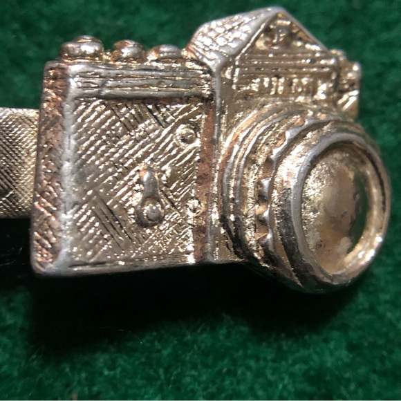 vintage silver tone Nikon camera tie clip - Picture 4 of 5
